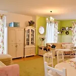 Romantic Apartment