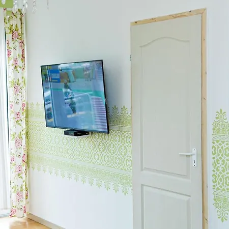 Romantic * Хайдусобосло