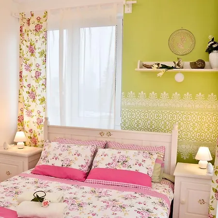 Apartment Romantic Hajduszoboszlo