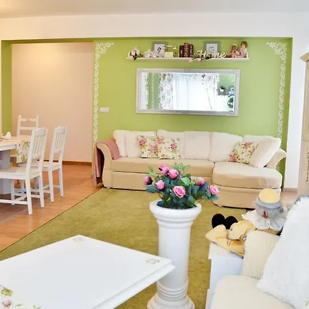 Romantic Хайдусобосло